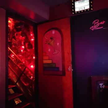 Oasis - Stairway to roof - Gay Bars Near Me - San Francisco, California