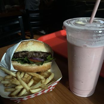 Burger Lounge - Burgers Near Me - South Lake Tahoe, California Burger Lounge - Burgers Near Me - South Lake Tahoe, California