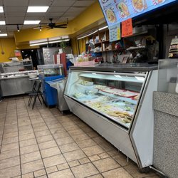 Rainbow Fish Market - Interior. Fry/Broil side.