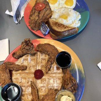 The Breakfast Klub - Must have, must order. Don't settle for anything else! Chicken & waffles and catfish & grits. - Southern Near Me - Houston, Texas