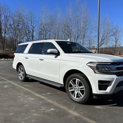 Avis - Premium rental