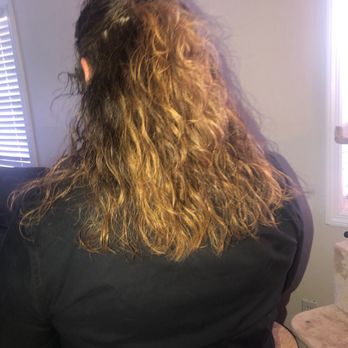 Harry Charles Salon & Spa - Hair Salons Near Me - Commack, New York