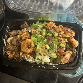 Tater Headz - Shrimp and Cowboy Steak, Chicken, Shrimp Tater - Food Trucks Near Me - Clarksville, Tennessee Tater Headz - Shrimp and Cowboy Steak, Chicken, Shrimp Tater - Food Trucks Near Me - Clarksville, Tennessee