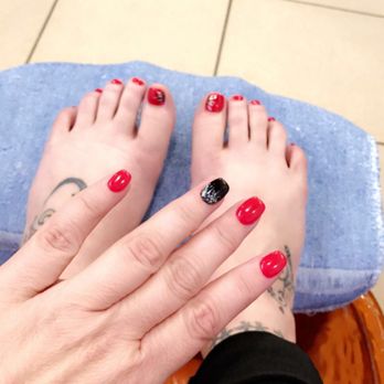 Happiness Nails - Simply beautiful nails and toes done by Eda (MY FAVORITE) - Nail Salons Near Me - Elk Grove, California Happiness Nails - Simply beautiful nails and toes done by Eda (MY FAVORITE) - Nail Salons Near Me - Elk Grove, California
