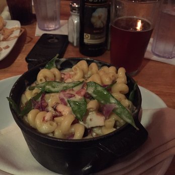 Apache Trout Grill - The Award Winning Mac & Cheese wins my vote! WOW is this delicious! - New American Near Me - Traverse City, Michigan