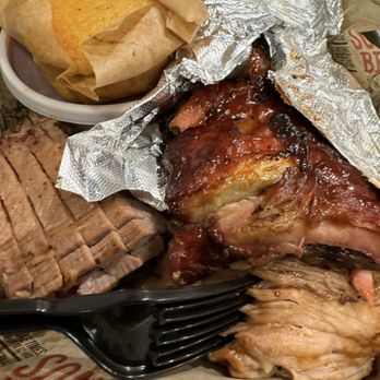 Sonny's BBQ - Barbeque Near Me - Wesley Chapel, Florida