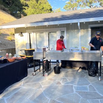 Tacos El Jefeson - Getting the food ready for our guests! - Caterers Near Me