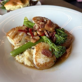 The Bridgewater Modern Grill - Scallop - Desserts Near Me - Milwaukee, Wisconsin The Bridgewater Modern Grill - Scallop - Desserts Near Me - Milwaukee, Wisconsin