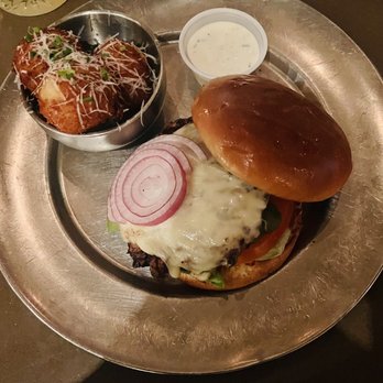 Eureka! - Eureka American Cheeseburger - American Near Me - Indian Wells, California