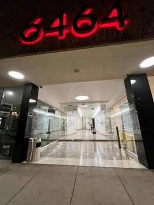 Cinelounge Sunset by null