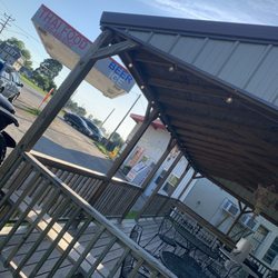 Cha Da Thai - Beautiful summer night perfect for dinner on the patio!