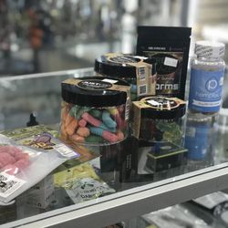 Jubilee Vape and Smoke
