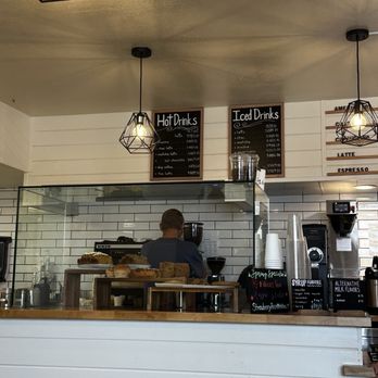 Kortado Bakery And Coffee - Interiors - Coffee & Tea Near Me - Pismo Beach, California Kortado Bakery And Coffee - Interiors - Coffee & Tea Near Me - Pismo Beach, California