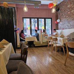 Bombay Lounge - Front Seating