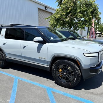 Ultraviolet Window Tinting - Windows tinted and they look great. - Car Window Tinting Near Me - Bakersfield, California Ultraviolet Window Tinting - Windows tinted and they look great. - Car Window Tinting Near Me - Bakersfield, California