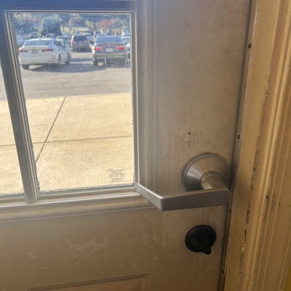 FuJi Sushi - The dirtiest door/handles/glass ever!!! - Japanese Near Me - Midlothian, Virginia