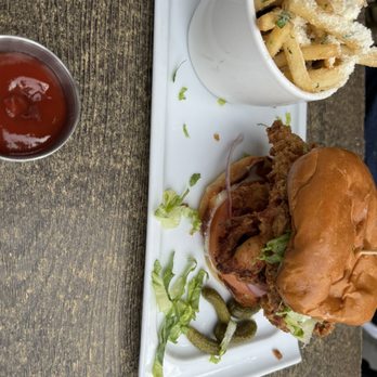 Great Maple San Diego - chicken sandwich - Breakfast & Brunch Near Me - San Diego, California