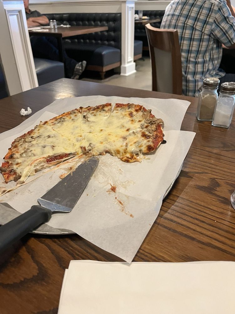 Pagliai's Pizza Logo