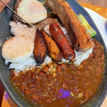 La Pequeña Colombia - Bandeja Paisa - Colombian Near Me - Tampa, Florida La Pequeña Colombia - Bandeja Paisa - Colombian Near Me - Tampa, Florida