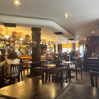 The Piper Whisky Bar - The bar - Pubs Near Me - Glasgow, GLG The Piper Whisky Bar - The bar - Pubs Near Me - Glasgow, GLG