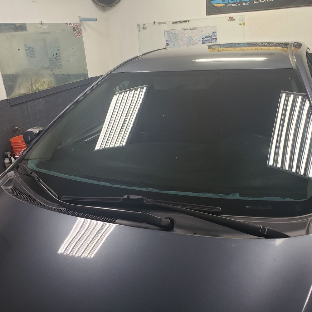 Front windshield tinted..dodging the sun Front windshield tinted..dodging the sun
