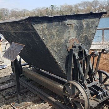 Mule Pulled Coal Cart - Landmarks & Historical Buildings Near Me - Westport, Connecticut