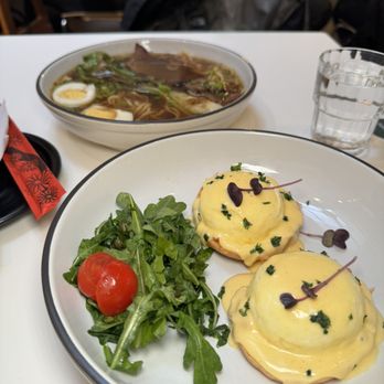 Bōm Dough - (2) smoked salmon, egg benedict po de queijo (13 minutes prep) - Breakfast & Brunch Near Me - Cambridge, Massachusetts Bōm Dough - (2) smoked salmon, egg benedict po de queijo (13 minutes prep) - Breakfast & Brunch Near Me - Cambridge, Massachusetts