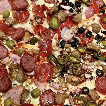 Old Chicago Pizza + Taproom - Pizza Near Me - OLATHE, Kansas