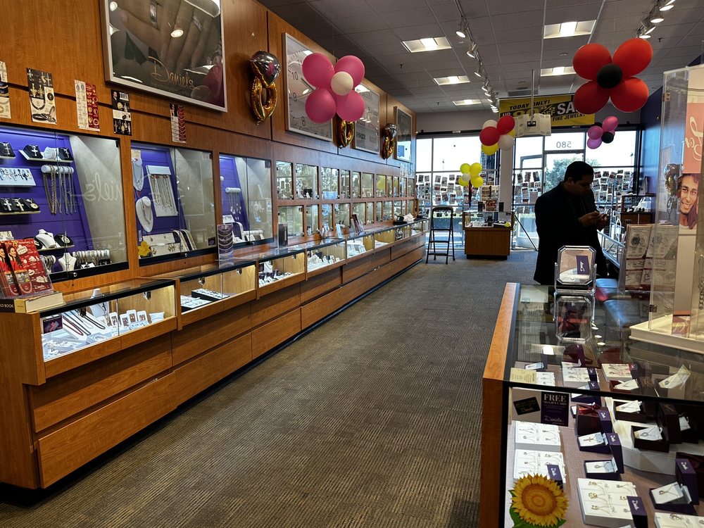 Daniel's Jewelers gift card