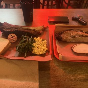 Terry Black's Barbecue - Barbeque Near Me - Fort Worth, Texas
