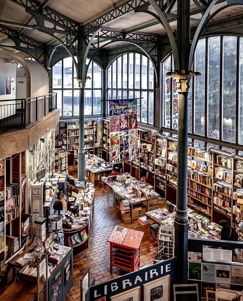 LA HALLE SAINTPIERRE Updated March 2025 21 Photos & 24 Reviews 2 rue Ronsard, Paris