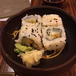 Nagomi - Spicy scallop roll