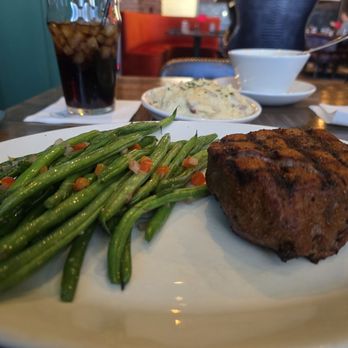 1933 Lounge - Steakhouses Near Me - Fishers, Indiana
