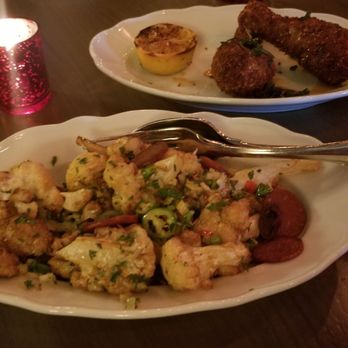 Formento's - Cauliflower and fried chicken appetizers - Italian Near Me - Chicago, Illinois Formento's - Cauliflower and fried chicken appetizers - Italian Near Me - Chicago, Illinois