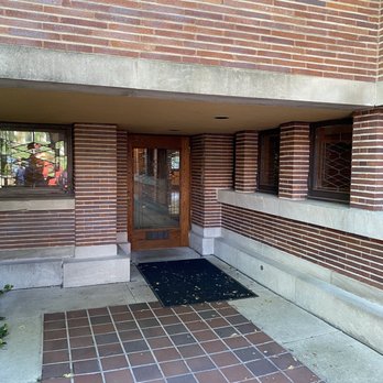 Frederick C Robie House - Landmarks & Historical Buildings Near Me - Chicago, Illinois