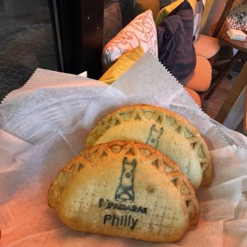 Mpanadas - Americano - Empanadas Near Me - Arlington, Virginia