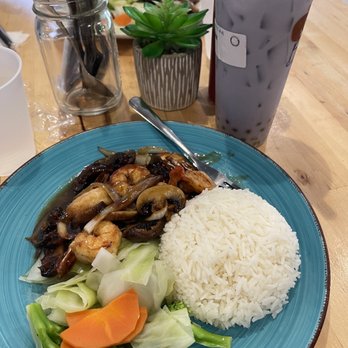 Fusion Bowl - Shrimp & mushroom rice - Coffee & Tea Near Me - Tampa, Florida