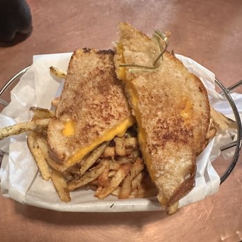 Diablo Burger - Grilled cheese and frites - Burgers Near Me - Flagstaff, Arizona