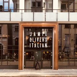 Jamie's Italian - The entrance
