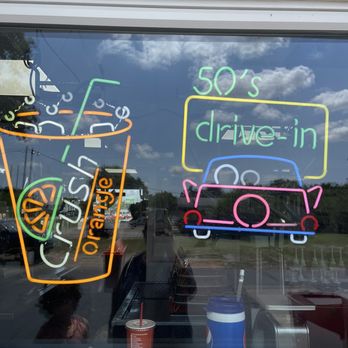 Simonton Lake Drive-In - Cute! - Burgers Near Me - Elkhart, Indiana Simonton Lake Drive-In - Cute! - Burgers Near Me - Elkhart, Indiana
