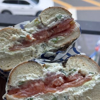 H&H Bagels - Bagels Near Me - New York, New York H&H Bagels - Bagels Near Me - New York, New York