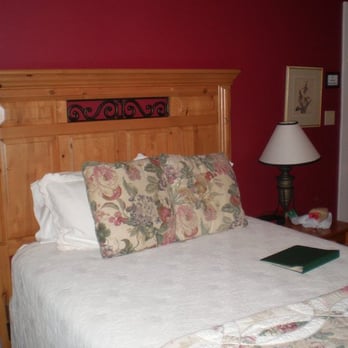 Union Square Guest Quarters - Bed - Hotels Near Me - El Dorado, Arkansas Union Square Guest Quarters - Bed - Hotels Near Me - El Dorado, Arkansas