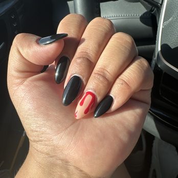 Aniyah’s Nail Salon - Almond shaped small nails - Nail Salons Near Me - Los Angeles, California