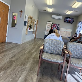 Lake Urgent Care - Hammond - Waiting area - Urgent Care Near Me - Hammond, Louisiana Lake Urgent Care - Hammond - Waiting area - Urgent Care Near Me - Hammond, Louisiana