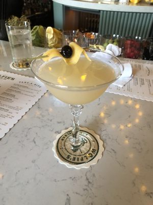 Wilma's Carousel Bar by null