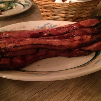 Peter Luger - Steakhouses Near Me - Brooklyn, New York