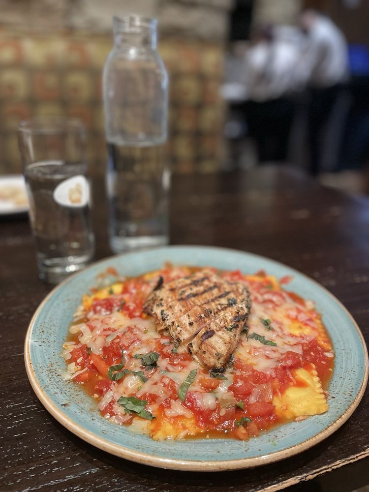 YaYa's Euro Bistro
