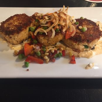Back 40 - Crab cakes - Comfort Food Near Me - North Kingstown, Rhode Island