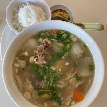 Jack's Restaurant - Oxtail soup, made my best 10 soup list. - Breakfast & Brunch Near Me - Honolulu, Hawaii Jack's Restaurant - Oxtail soup, made my best 10 soup list. - Breakfast & Brunch Near Me - Honolulu, Hawaii
