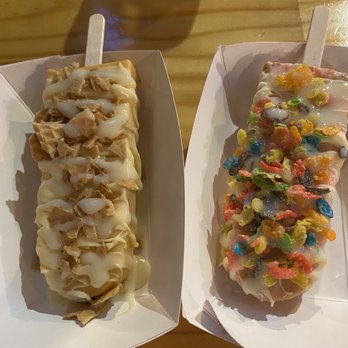 The Crab Pad - Thai tea and fruity pebbles - Seafood Near Me - Chicago, Illinois